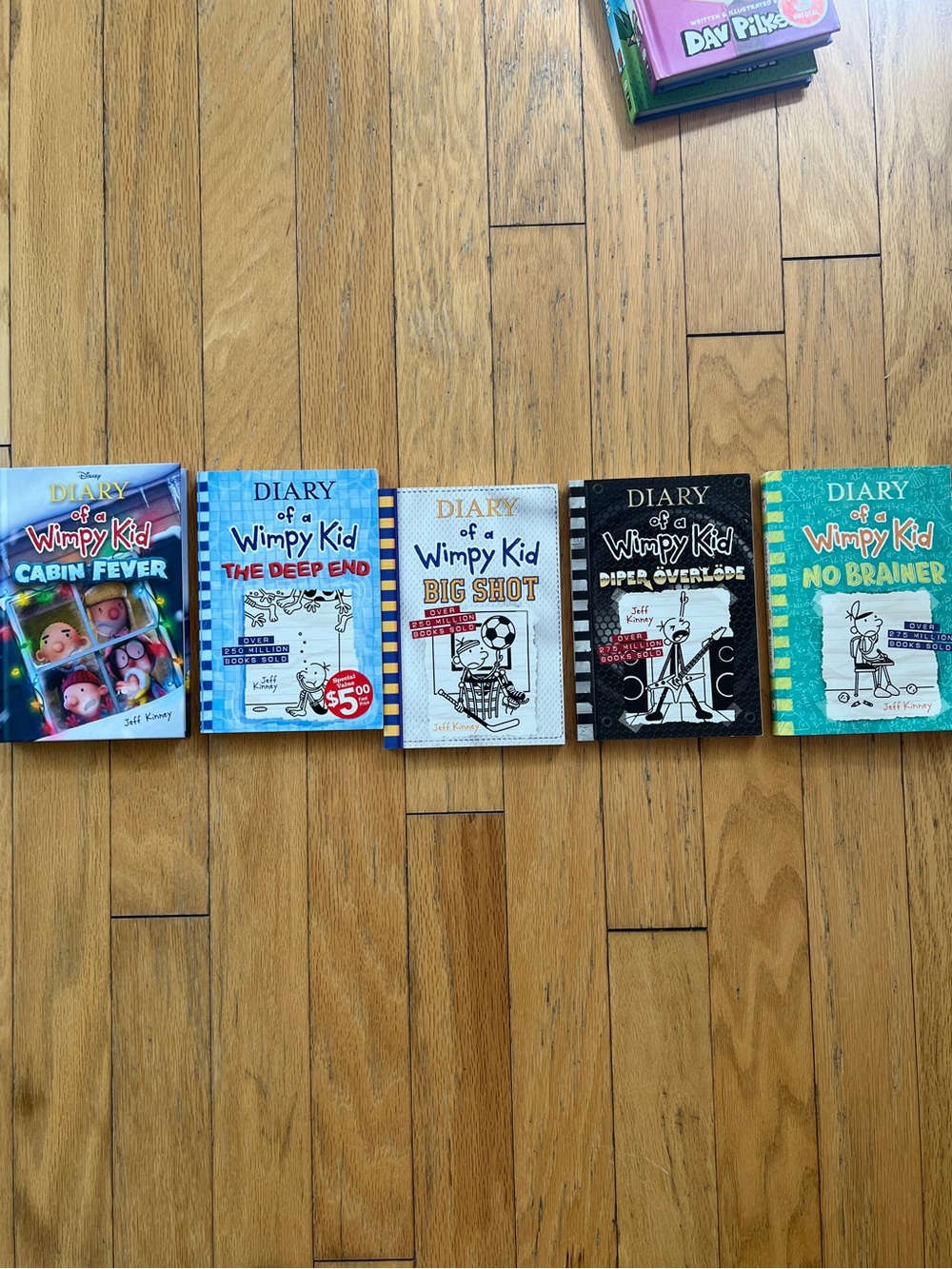 Diary of a Wimpy Kid book set